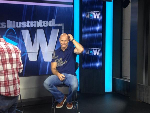 Kickingitwith3's tweet photo. Great morning @SInow chatting about @giants and my partnership with @TommyBahama #relax http://t.co/5iHxNvdwFd