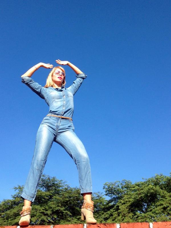 MUNDOROSA_ESME's tweet image. "@ESMEOFICIAL: Hoy soy @studiofmexico ❤️ #lookingGood  #lookstudioF http://t.co/O0988vkeKM"// guapa,me gusta eL look de hoy!!