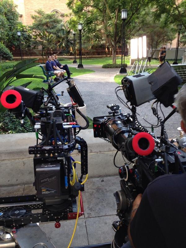 7x02 "MONTREAL" post-ep bts tweets & pics BzXYkWdCIAATN3K