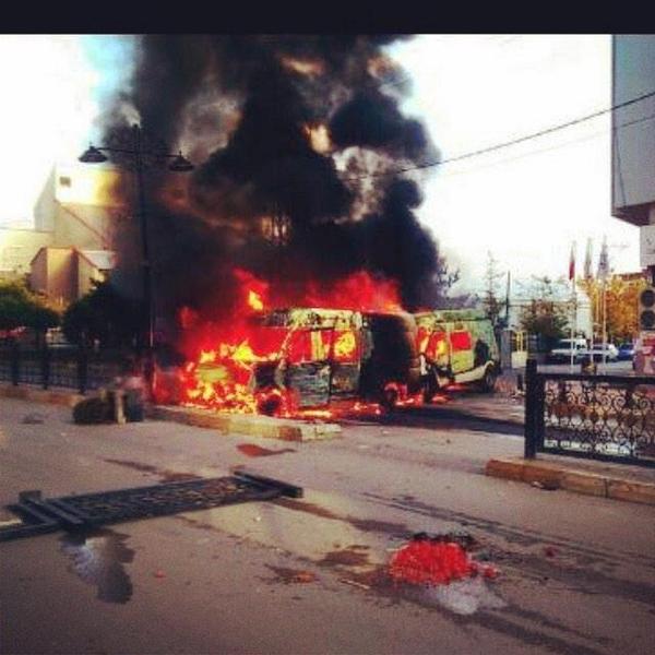 Hani "Barış Elçisi"PKK
Hani "Aileden biri"APO
Hani uğruna Doğuyu sattığınız "Çözüm Süreci"

#TeröristMüslümanOlamaz
