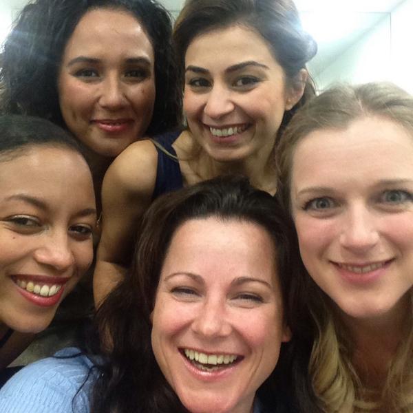 Angelabull's tweet photo. Another dressing room, another show #EvitaRipoff #HelenProject @SerafinaSalvado @KandyRohmann Georgina & Rachel http://t.co/70Kg7gYa11