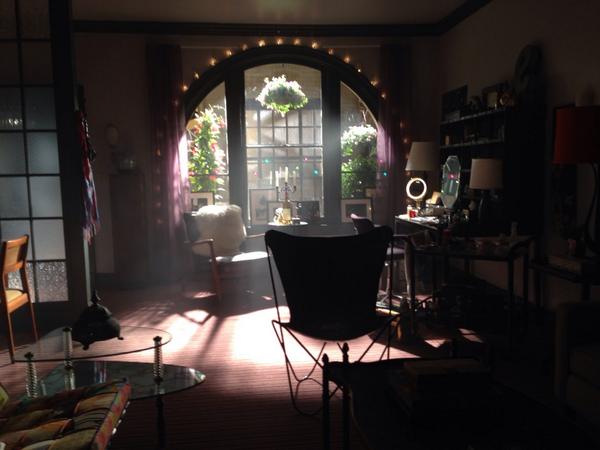 7x02 "MONTREAL" post-ep bts tweets & pics BzXcgpPCAAASZr0