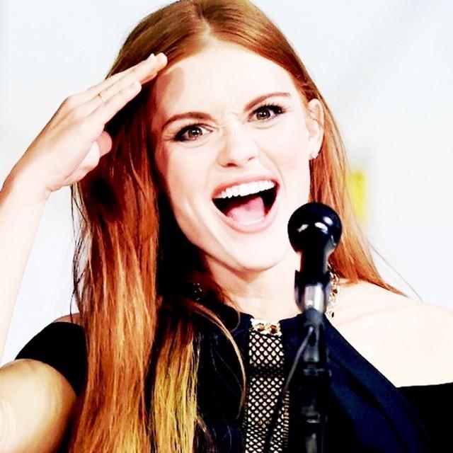 Happy birthday to the great, beautiful and talented Holland Roden!! 