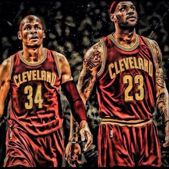 23BronFanatics's tweet photo. #WeGotRay http://t.co/bEezP0HwBm