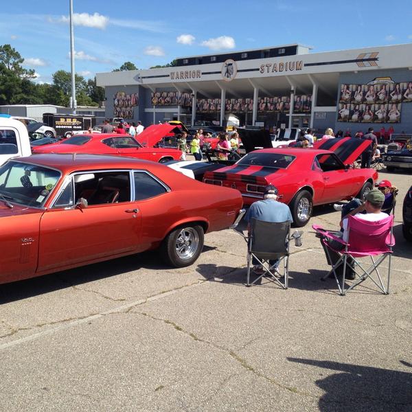 d_iberville's tweet photo. 2nd Annual DMS Cruise In - share your cruisin'pics  - email lrobertson@diberville.ms.us http://t.co/f2L5LINbmK