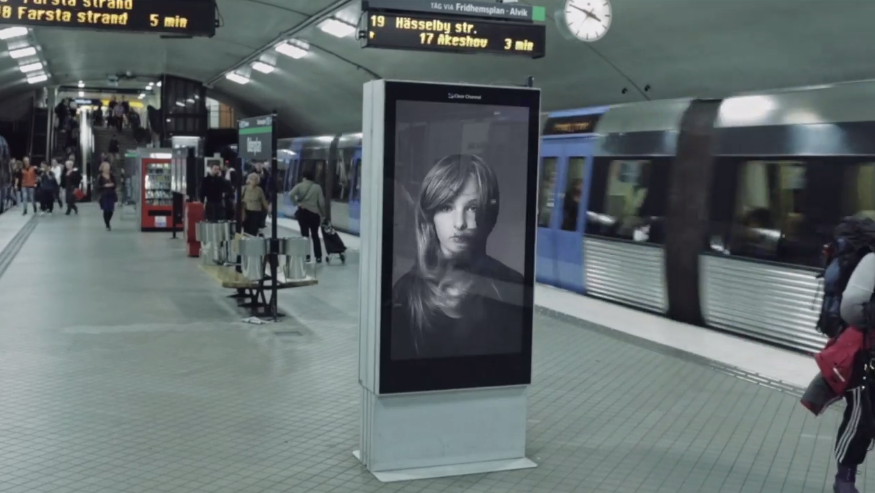 Embedded image permalink