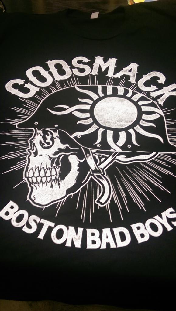 Tbummy62Thomas's tweet photo. @Godsmack_Music http://t.co/6m8quVKnjK