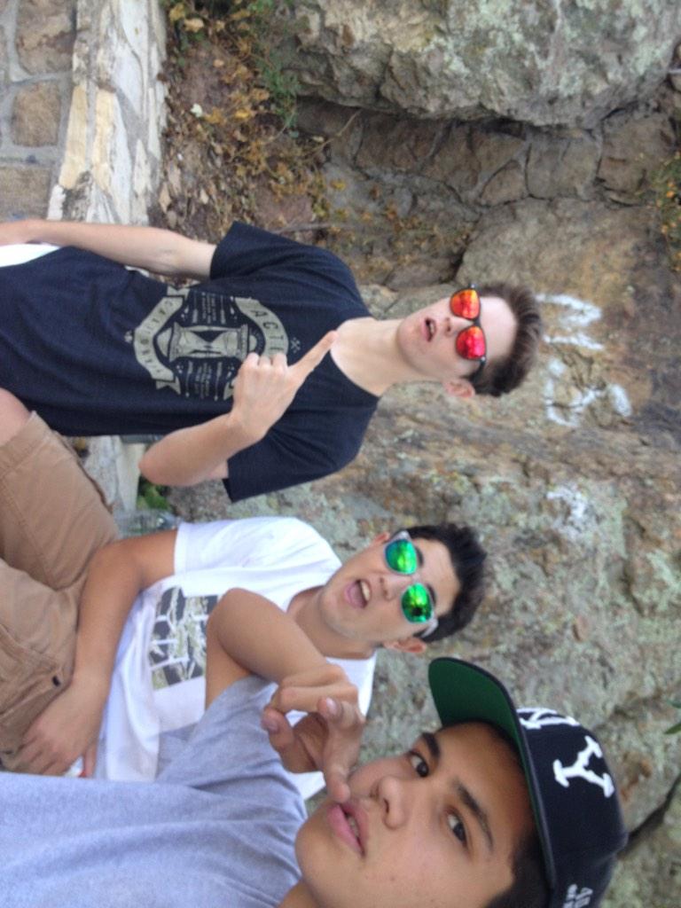Happy birthday to vanilla ice aka danny phantom aka the alaskan bullworm wrestler 
happy birthday fam 