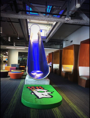 AZTechBeat's tweet photo. Stay tuned @allingeek @mbybee @gatorbrat696 for more @GoDaddy #GoDaddyTechCenter coverage! #AZTech #ItsGoTime http://t.co/PrzAkmiK1J