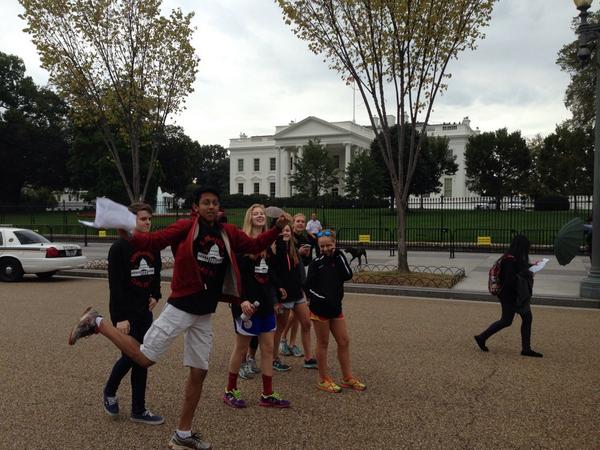 okeefe_math's tweet photo. Group 15 was the best team!! Saying hello to Obama at the White House http://t.co/zebaFSEvPe