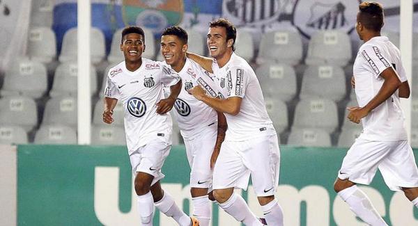 santosfcinforma's tweet photo. MAIS UM CHOCOLATE DA MOLECADA EM CASA!
Santos 5 x 1 Coritiba - Copa do Brasil Sub-20. http://t.co/UAcDtmthfx