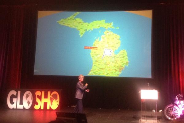 ArellanoDaniela's tweet photo. Jennifer Granholm, former Governor of #Michigan: Every state has something to offer in clean energy options #Glosho14 http://t.co/jSoSkYZzSj
