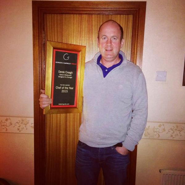 Gemmacreagh's tweet photo. Derek with his award 'CHef of the Year' proud wee sister :) http://t.co/pve1s6A9Zi
