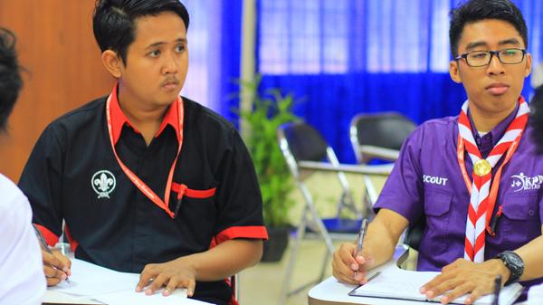 Serius itu di saat memikirkan ide" besar unt masa depan #LPKNas14 #PramukaAksi <a href="/DK_Nasional/">DK of ETH</a> <a href="/dkd_jatim/">DKD Jawa Timur #Manunggal</a> <a href="/DeKaDe_NTT/">DKD NTT</a>