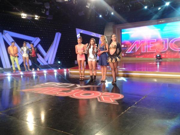 tcsoyelmejor's tweet photo. Una #RivalidadSEM única se vive en @SoyElMejorTC . ¡TODOS a sintonizar @tctelevision ya! http://t.co/X7uY74nJrX