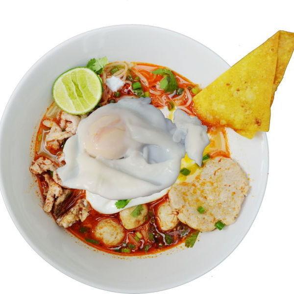 ก๋วยเตี๋ยวต้มยำ มีดีที่ไข่ออนเซ็น อร่อยแซ่บไม่เหมือนใคร  ว้าววว bit.ly/1CTuqqd #aroii #รีวิว