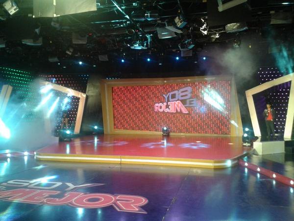 tcsoyelmejor's tweet photo. El primer duelo de canto, entre @CachorroSEMtc y @KetziaSEMtc. #RivalidadSEM

¡¡Dale RT si Cachorro podrá ganar!! http://t.co/iMVXkNZ0rH
