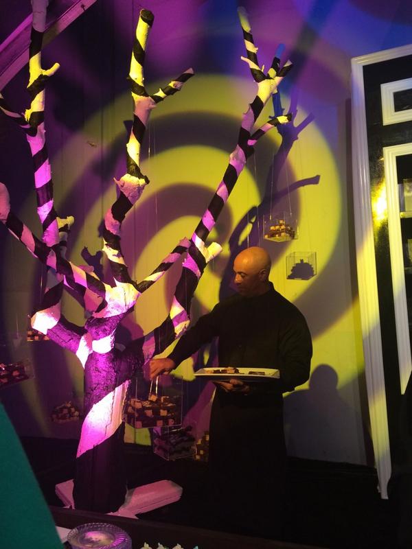 AshuMittal's tweet image. There&apos;s dessert growing on trees!! #AdobeMAX #maxbash