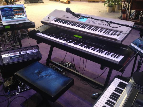 D__Edge's tweet photo. My altar #theresnoplacelikehome @YamahaKeysUS #S90es @KorgUSA #TritonStudio @Roland_US #MKS20 #XV5050 #FenderRhodes http://t.co/nCgUat1skb