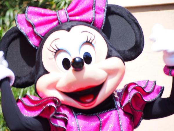 disney_kh24's tweet photo. ミニオ見たい ⁽⁽◝( ˙ ꒳ ˙ )◜⁾⁾ http://t.co/T78aCfkjVg