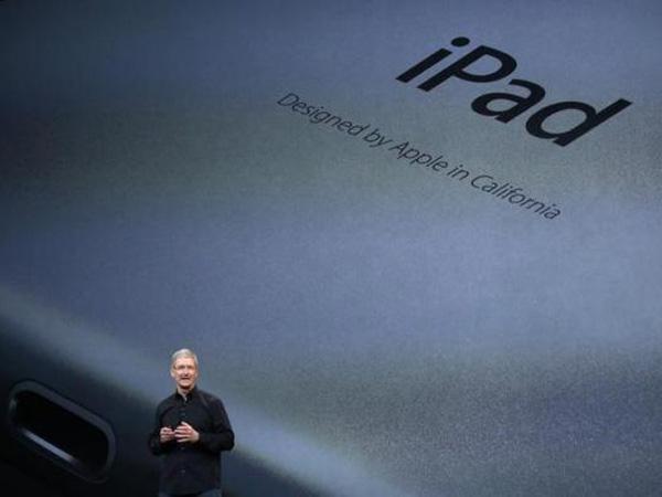 TODAYonline's tweet photo. Apple expected to unveil thinner, faster #ipad2014 tomorrow: Will you buy one? http://t.co/bSyI1Jyxo2 http://t.co/8HRFpMfHDO