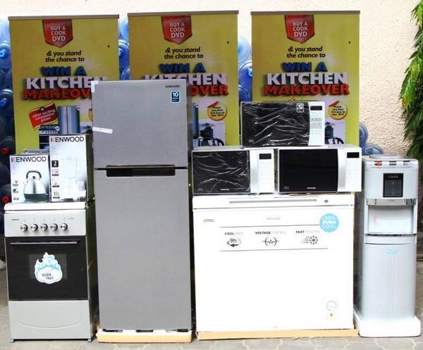 TimeOutWithKate's tweet image. you don't have any excuse for you not participating in this month kitchen makeover with #timeoutwithkatedvd