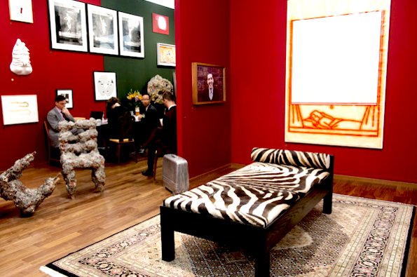 artnet's tweet photo. The top 10 booths at @FriezeLondon from blue chip Gagosian to the cool kids of Carlos/Ishikawa
http://t.co/79hZxUOMAm http://t.co/LUT1qiOCZK