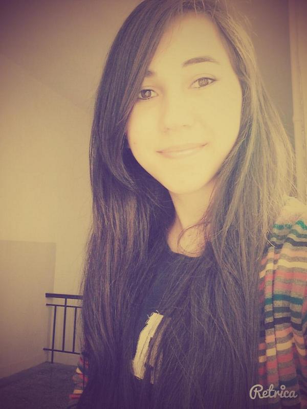 MeLikeNuu's tweet photo. Canım dediklerim canımı yaktı.. 
      Okulda .d http://t.co/rNBYVPggWM