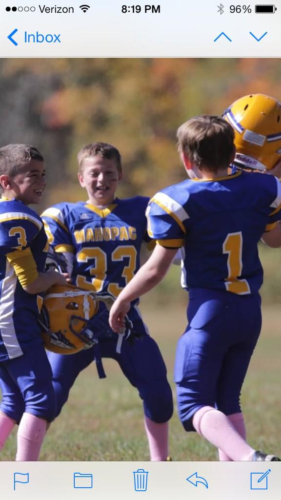 PIMSMike's tweet photo. In 10 years you will be cheering them on at MHS!! #futurePAC #3rdGrade @ang5ger @MahopacNews @MahopacManiacs http://t.co/XOhQ5HK7Tq