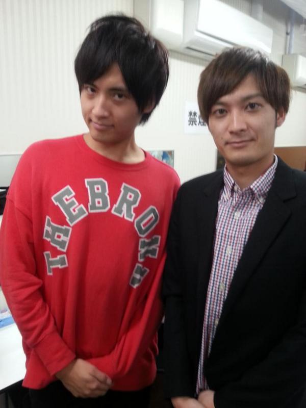 松尾 圭司さんのツイート 大宮ラクーンよしもとに来ていただいた方ありがとうございました 2700ツネに前から似てると言われているバースの近藤くんと会 いました ぜんぜん似てませんでした Http T Co Ujuwghls
