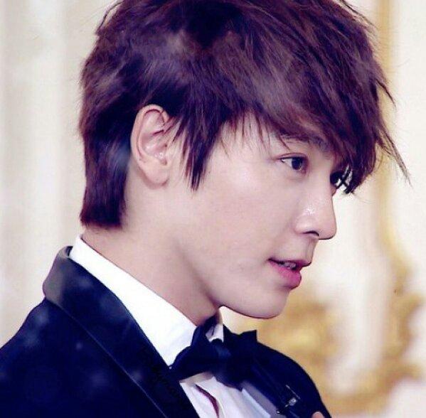Happy Birthday our handsome fishy Lee Donghae ^^ always stay and support you oppa!  