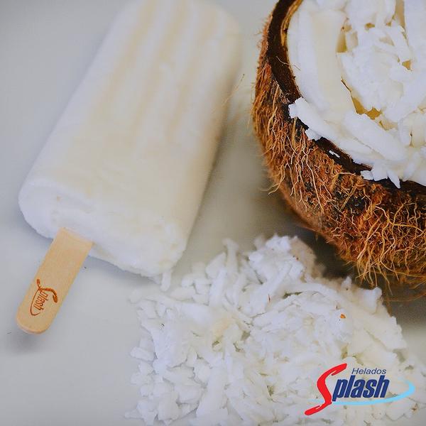 HeladosSplashRD's tweet photo. Nuestra deliciosa #PaletaDeCoco π Elaborada 100% natural. #HeladosSplash #Sensacional http://t.co/AZFHgsCRiR
