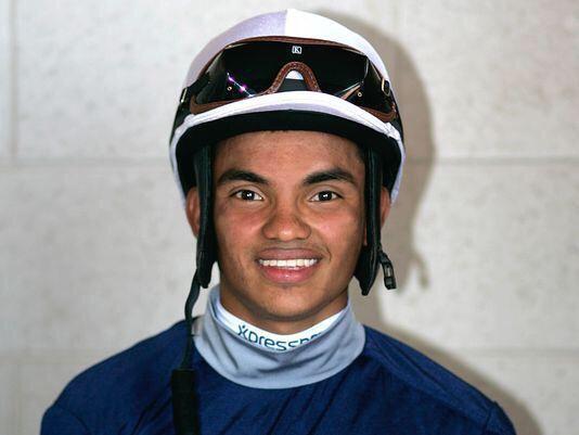 TheBettingBar's tweet photo. Our thoughts are with all affected by the tragic loss of jockeys Juan Saez, Carly-Mae Pye and Caitlin Forrest. http://t.co/m6FsX5t1oF