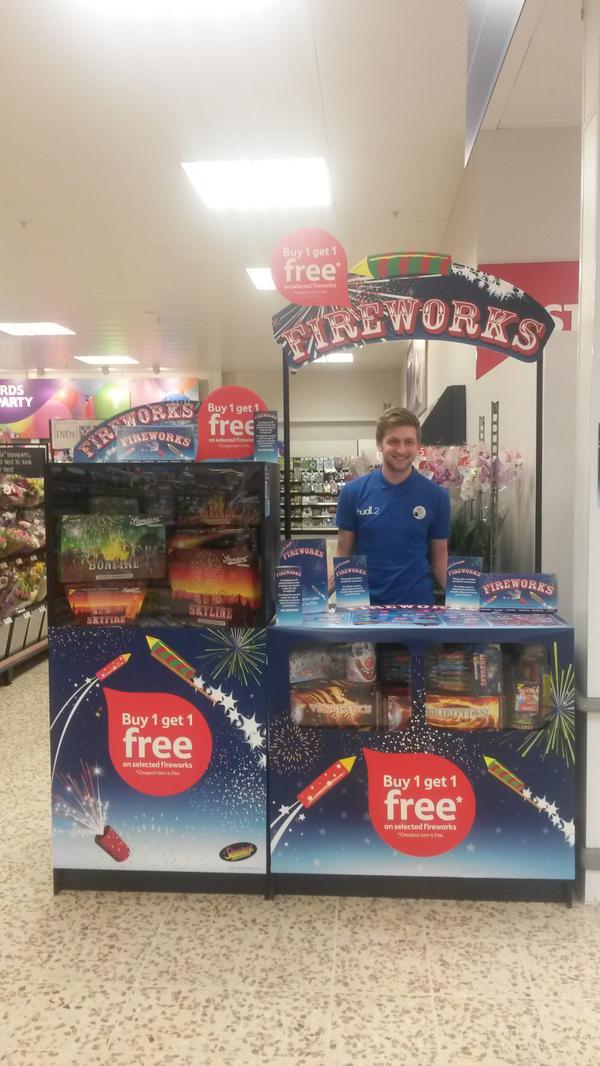 Launched our new firework stand. <a href="/3074Extra/">Quedgeley Extra 3074</a> <a href="/NickTesco/">Nick Jackson</a> <a href="/AndyWoolfenden/">Andrew Woolfenden</a> @bobert6