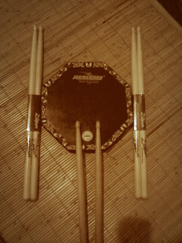 Sukses di perantauan ibo !!"<a href="/qilal_antipati/">Amir Qilal</a>: Berlatih buat <a href="/AntipatiSquad/">Antipati Squad</a> "