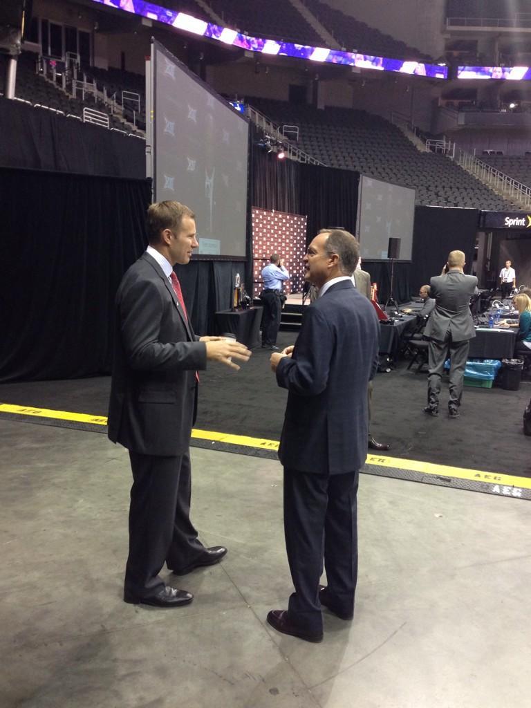 " Happy Birthday to Fred Hoiberg today! Dreaminess never ages." 