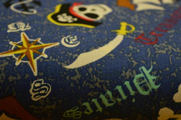 RealSewingBox's tweet image. Pirate fabric ahoy! Fresh in for Halloween! #fabric #Halloween