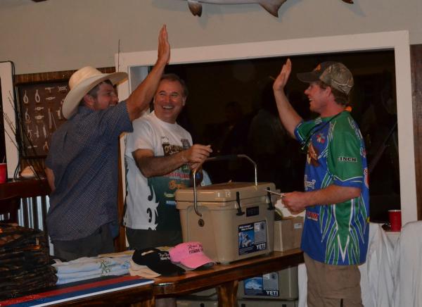 CowboyOutfittrs's tweet photo. .@theclintcraig congrats his buddy @WoolseySteve on his big fish win! http://t.co/RP8Zy0Q1fX
