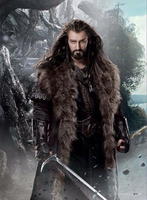 Is it me, or does Master Thorin look strangely tall here?