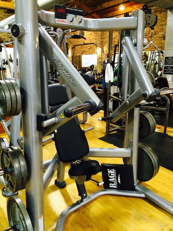 Cheetahgym's tweet photo. New Life Fitness Strength Equipment at our Andersonville location. Come check it out #andersonville @Cheetahgym http://t.co/o3iyeWzND6