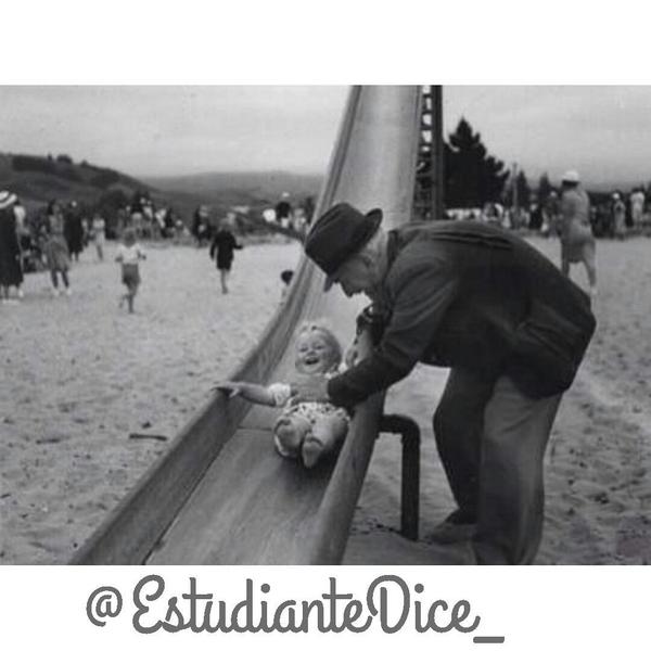 Un estudiante dice™ tweet media