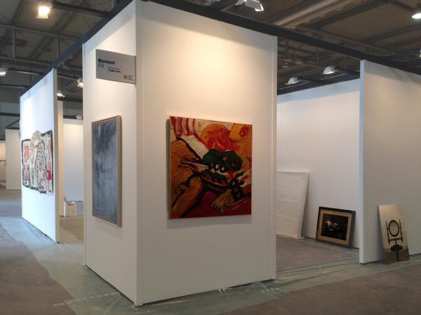 BonioniArte's tweet image. Lavori in corso ad @ArtVerona.. Opere di #GiacomoCossio, #AntonioLigabue, #EmilioScanavino, #MarioSchifano e altri.