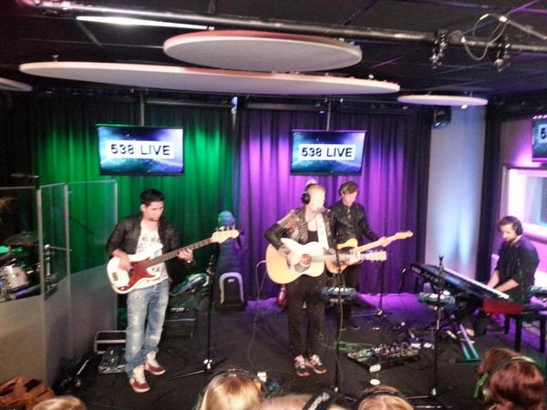 APPCulinair's tweet photo. #mini538 @EversStaatOp538  lekker wakker worden met Sanne van Miss Montreal http://t.co/DxgwcslyfA