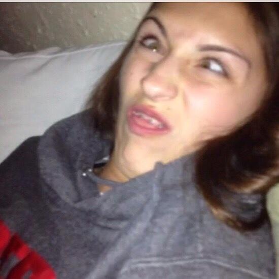 jaadeen_'s tweet image. #embarrassyourbestfriend