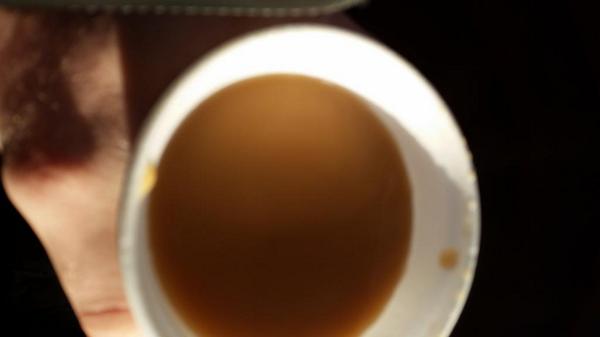 EdwardJHolmes's tweet photo. Must be the milkiest 'no milk' tea ever. So annoying http://t.co/uvDzMbf0bU