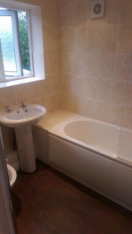 Investor refurb no #174 continues. The bathroom is in.