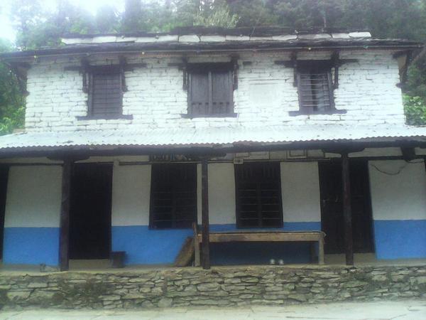ramtreks's tweet photo. Celebrating dashain festival at home http://t.co/PCbtxdV2Dz