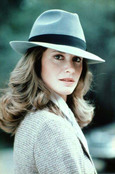 Happy Birthday Stephanie Zimbalist, Laura Holt is still the best female character ever to grace the small screen. 