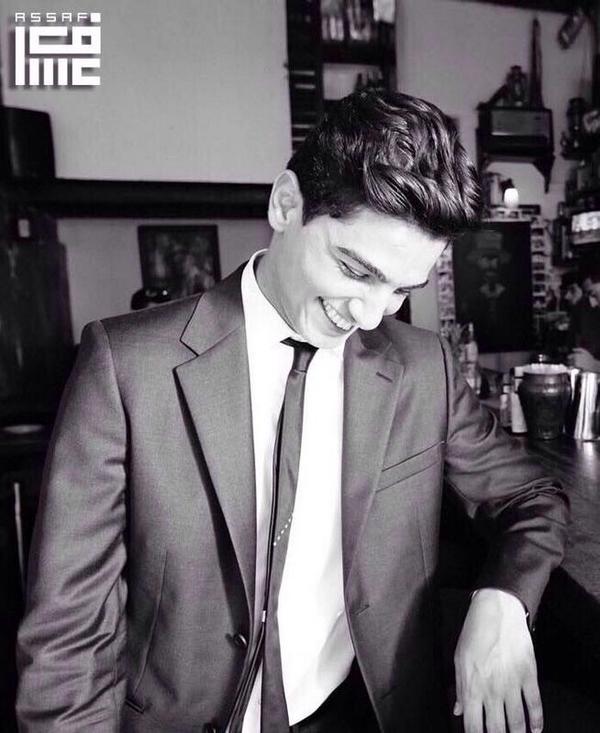 MohammedAssaf89's tweet photo. لوين بروح و انت منك معي
خليكم معنا .. :) 
صباح الخير 
#عساف #محمد_عساف #ASSAF #soon #album #eVOLVE  @PlatinumRecords http://t.co/itvdqml4xx