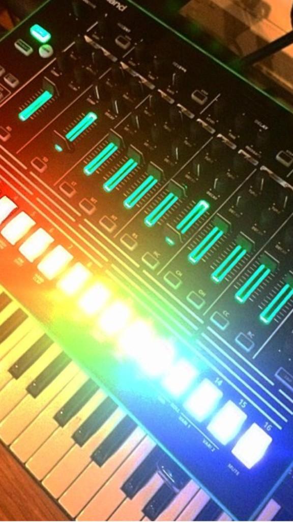 thanks <a href="/Roland_US/">@Roland_US</a> for the new toy !